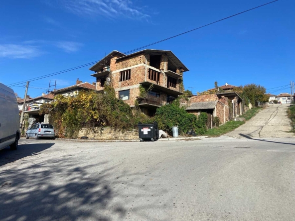 Къща в Дряново - 600 кв.м за 162 €/кв.м - Снимка #1