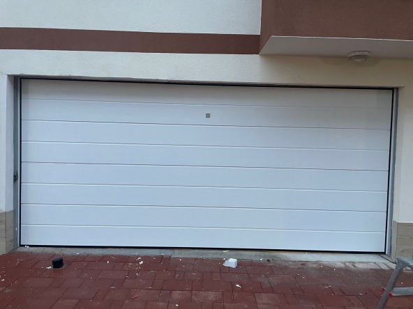 Дава се под наем Гараж / Паркомясто в София, Разсадника - 60 кв.м за 357 € - Снимка #1