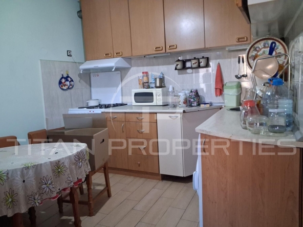 Етаж от къща в София, Горна баня - 142 кв.м за 1243 €/кв.м - Снимка #1