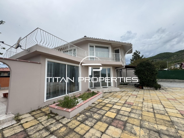 Къща в с. Александрово, Област Бургас - 200 кв.м за 714 €/кв.м - Снимка #1