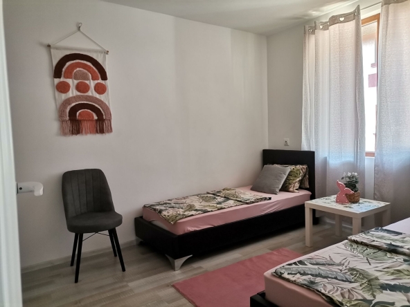 Дава се под наем Двустаен апартамент в Созопол - 50 кв.м за 498.27 € - Снимка #1