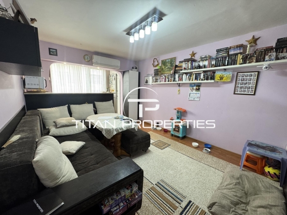 Двустаен апартамент в Бургас, Изгрев - 61 кв.м за 1129 €/кв.м - Снимка #1