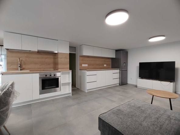 Двустаен апартамент в Бургас, Възраждане - 94 кв.м за 928 €/кв.м - Снимка #1