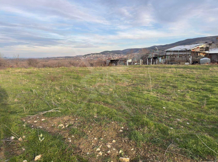 Земеделски имот в София, Хладилника -  кв.м за 2168 €/дка - Снимка #1