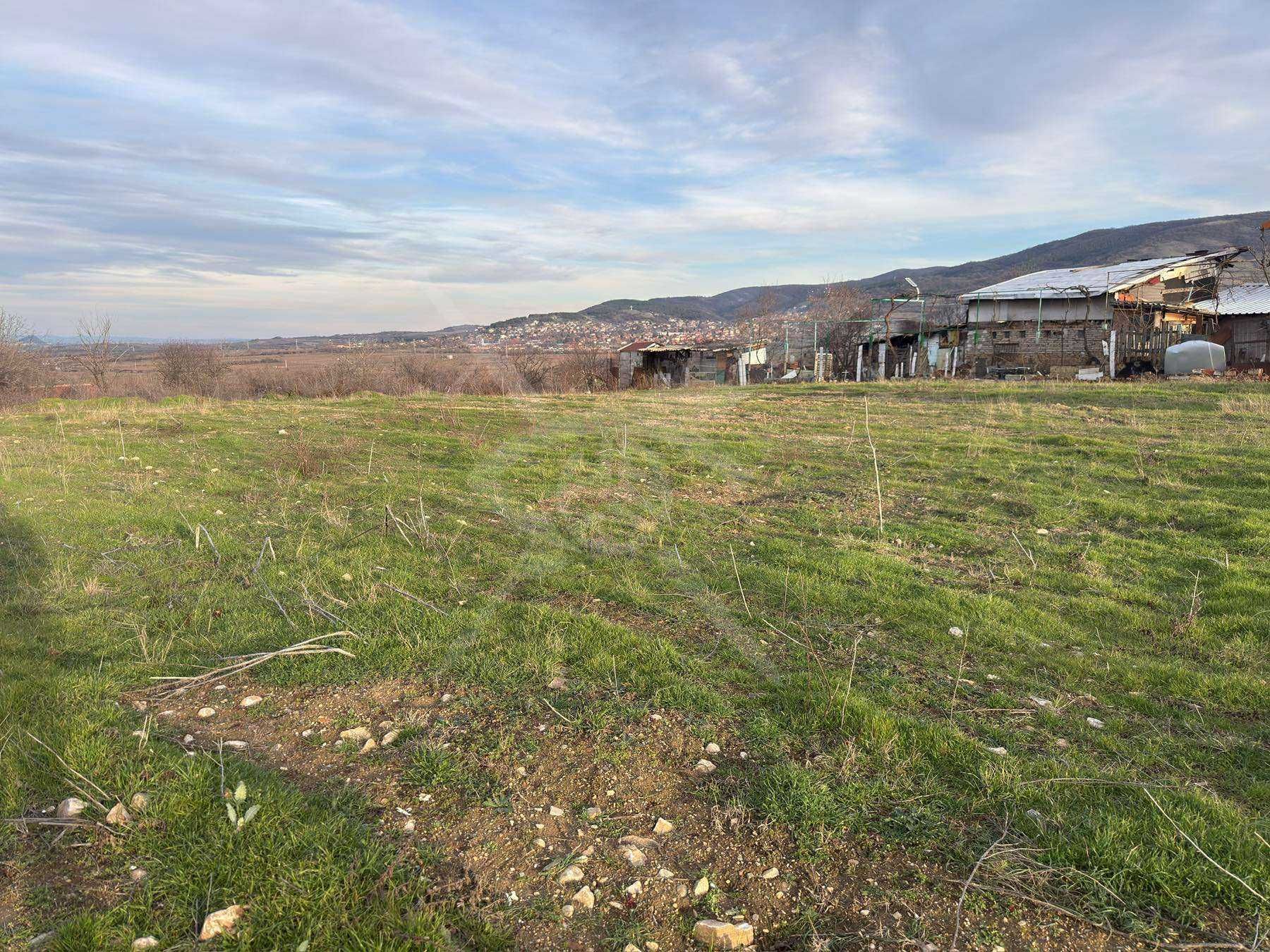 Земеделски имот в София, Хладилника -  кв.м за 2168 €/дка - Снимка #1