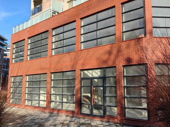 Дава се под наем Офис в Пловдив, Христо Смирненски - 1237 кв.м за 6981.9 € - Снимка #1