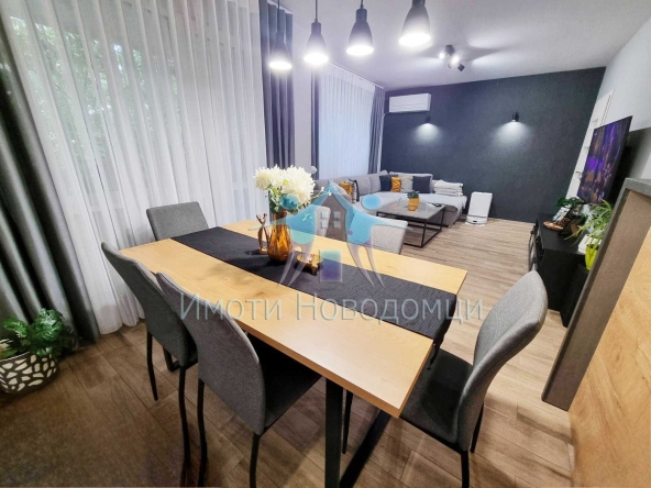 Тристаен апартамент в Шумен, Пазара - 92 кв.м за 1941 €/кв.м - Снимка #1