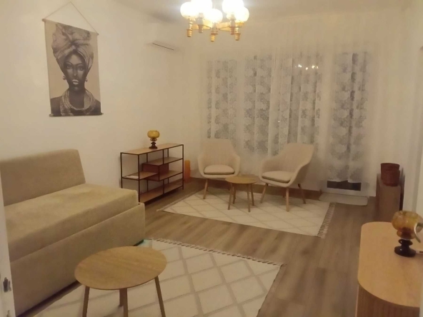 Дава се под наем Многостаен апартамент в Пловдив, Тракия - 70 кв.м за 448.8 € - Снимка #1