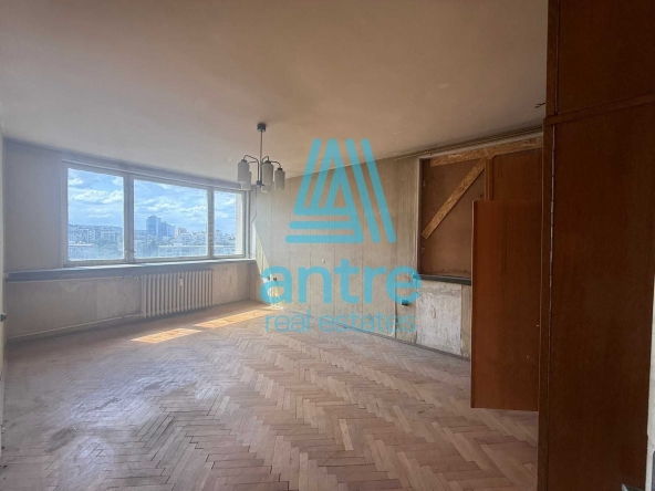 Двустаен апартамент в София, Гоце Делчев - 62 кв.м за 1603 €/кв.м - Снимка #1