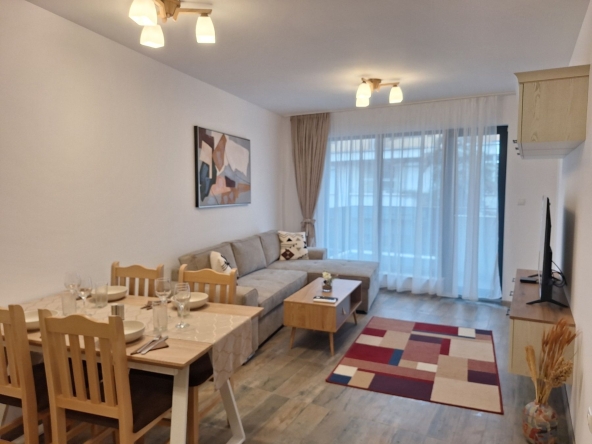 Дава се под наем Двустаен апартамент в Пловдив, Институт по овощарство - 79 кв.м за 648.21 € - Снимка #1