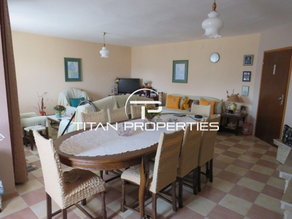 Къща в Черноморец - 620 кв.м за 412 €/кв.м - Снимка #1