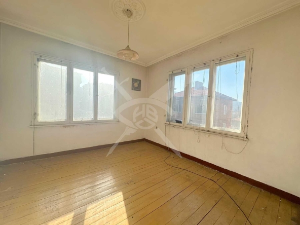 Етаж от къща в Асеновград - 80 кв.м за 498 €/кв.м - Снимка #1