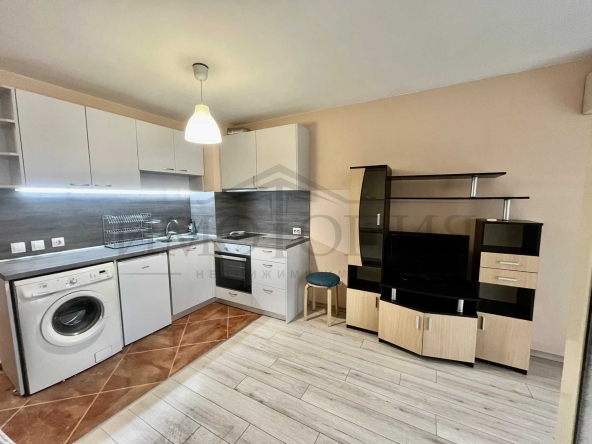 Дава се под наем Двустаен апартамент в София, Витоша - 42 кв.м за 448.8 € - Снимка #1
