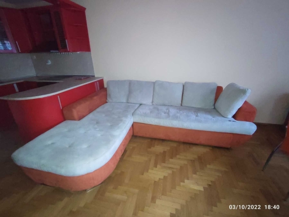 Дава се под наем Двустаен апартамент в Варна, Център - 70 кв.м за 498.27 € - Снимка #1