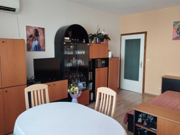 Двустаен апартамент в Ямбол, Георги Бенковски - 64 кв.м за 718 €/кв.м - Снимка #1