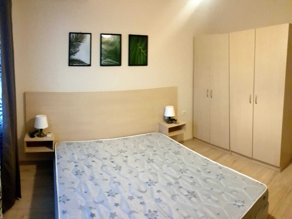 Дава се под наем Двустаен апартамент в Варна, Чайка - 80 кв.м за 638.01 € - Снимка #1