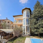 Къща в с. Лъка, Област Бургас - 480 кв.м за 709 €/кв.м - Снимка #1