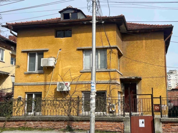 Етаж от къща в Хасково, Куба - 255 кв.м за 380 €/кв.м - Снимка #1