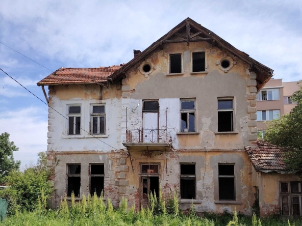 Къща в Бяла Слатина - 352 кв.м за 73 €/кв.м - Снимка #1