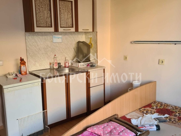 Дава се под наем  в Велико Търново, Център - 18 кв.м за 153 € - Снимка #1