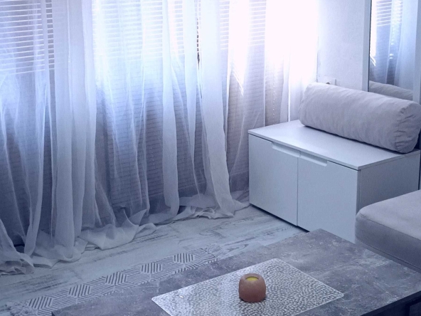 Дава се под наем Едностаен апартамент в Пловдив, Беломорски - 30 кв.м за 255 € - Снимка #1