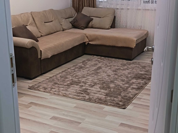 Двустаен апартамент в Омуртаг - 60 кв.м за 1258 €/кв.м - Снимка #1