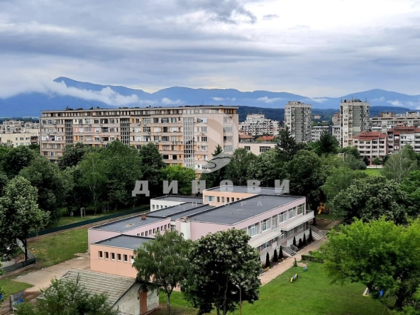 Двустаен апартамент в Казанлък - 73 кв.м за 1220 €/кв.м - Снимка #1