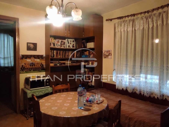 Етаж от къща в Пловдив, Изгрев - 108 кв.м за 1038 €/кв.м - Снимка #1