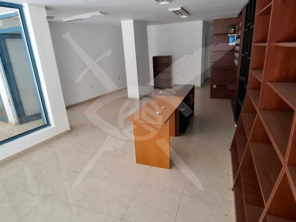 Магазин в к.к. Слънчев бряг - 53 кв.м за 655 €/кв.м - Снимка #1