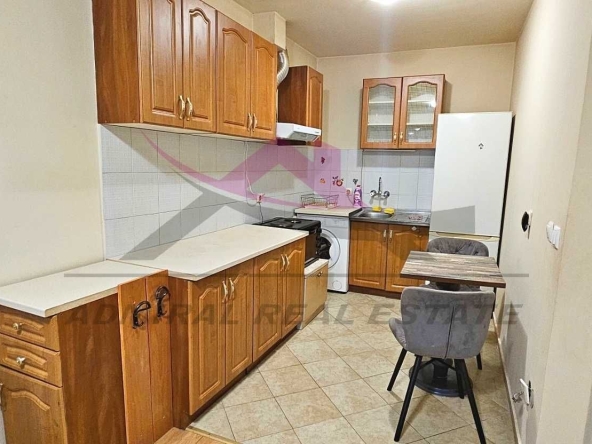 Дава се под наем Двустаен апартамент в Варна, Левски - 45 кв.м за 307 € - Снимка #1