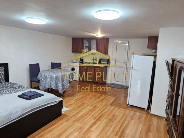 Дава се под наем Едностаен апартамент в Варна, Левски - 30 кв.м за 280.5 € - Снимка #1