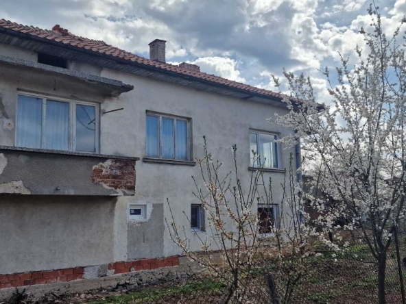 Къща в с. Пиперков чифлик, Област Кюстендил - 190 кв.м за 322 €/кв.м - Снимка #1