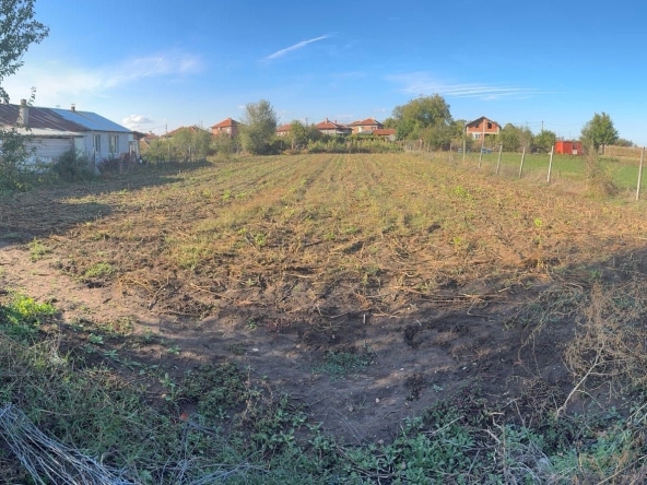 Парцел в с. Малево, Област Хасково - 1245 кв.м за 13 €/кв.м - Снимка #1