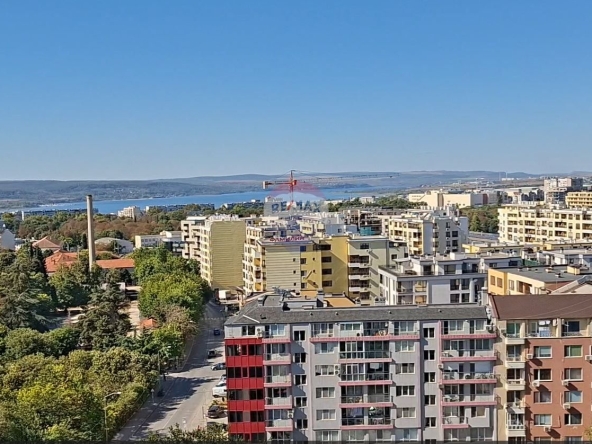 Тристаен апартамент в Варна, Победа - 66 кв.м за 2046 €/кв.м - Снимка #1