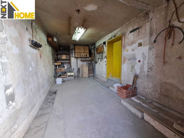 Тристаен апартамент в Асеновград - 143 кв.м за 660 €/кв.м - Снимка #1