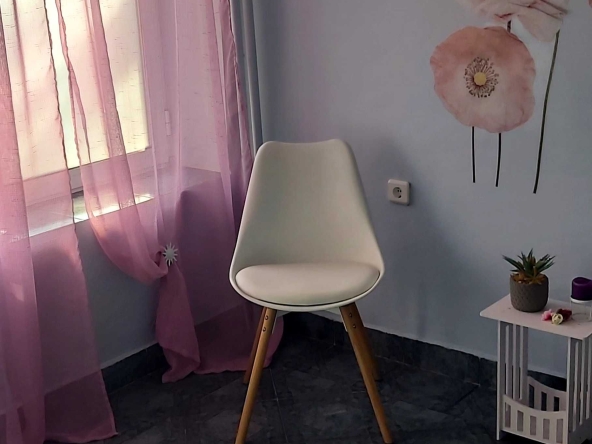 Дава се под наем  в Добрич, Център -  кв.м за 248.88 € - Снимка #1