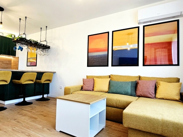 Дава се под наем Двустаен апартамент в Свиленград - 65 кв.м за 459 € - Снимка #1