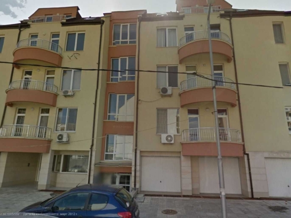 Дава се под наем Тристаен апартамент в София, Център - 90 кв.м за 850 € - Снимка #1