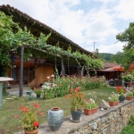 Къща в с. Жеравна, Област Сливен - 288 кв.м за 1216 €/кв.м - Снимка #1