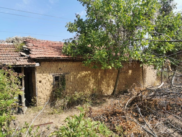 Къща в с. Дъбово, Област Стара Загора - 108 кв.м за 232 €/кв.м - Снимка #1