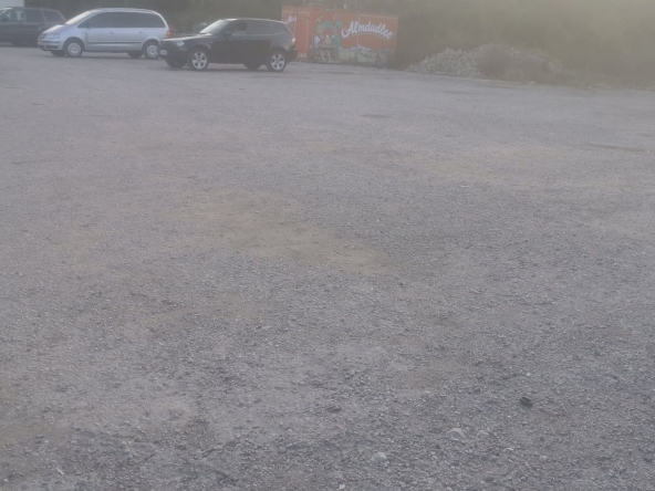 Дава се под наем Гараж / Паркомясто в Велико Търново, Промишлена зона - Запад - 4000 кв.м за 25.5 € - Снимка #1