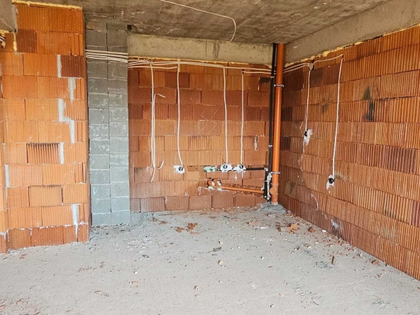 Двустаен апартамент в Пловдив, Остромила - 60 кв.м за 572 €/кв.м - Снимка #1
