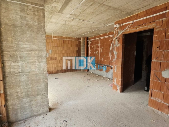 Тристаен апартамент в Пловдив, Христо Смирненски - 113 кв.м за 781 €/кв.м - Снимка #1