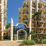 Дава се под наем Двустаен апартамент в к.к. Слънчев бряг - 58 кв.м за 300.9 € - Снимка #1