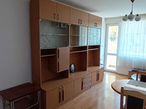 Дава се под наем Тристаен апартамент в Пловдив, Въстанически - 78 кв.м за 397.8 € - Снимка #1