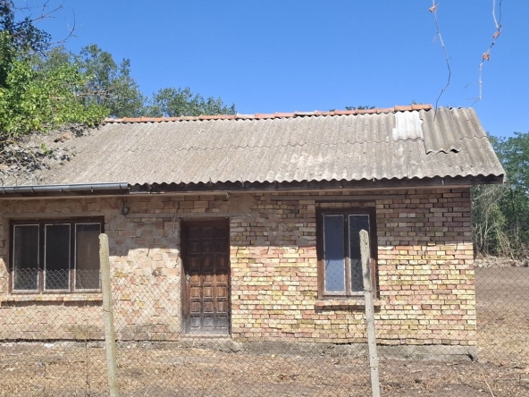 Къща в с. Неофит Рилски, Област Варна - 60 кв.м за 999 €/кв.м - Снимка #1