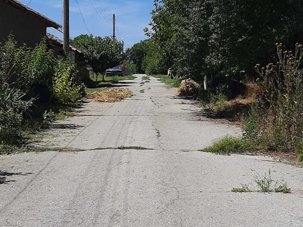 Къща в с. Съединение, Област Търговище - 42 кв.м за 304 €/кв.м - Снимка #1