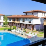 Тристаен апартамент в с. Рогачево, Област Добрич - 64 кв.м за 1282 €/кв.м - Снимка #1