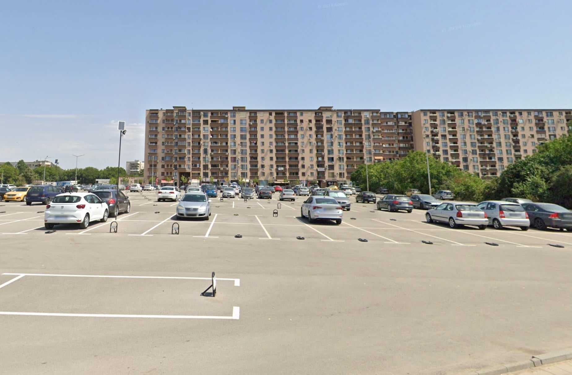 Гараж / Паркомясто в Пловдив, Южен - 14 кв.м за 715 €/кв.м - Снимка #1