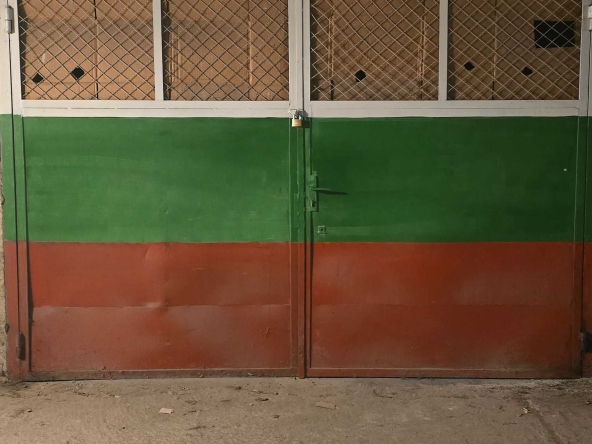 Дава се под наем Гараж / Паркомясто в София, Банишора - 20 кв.м за 127.5 € - Снимка #1